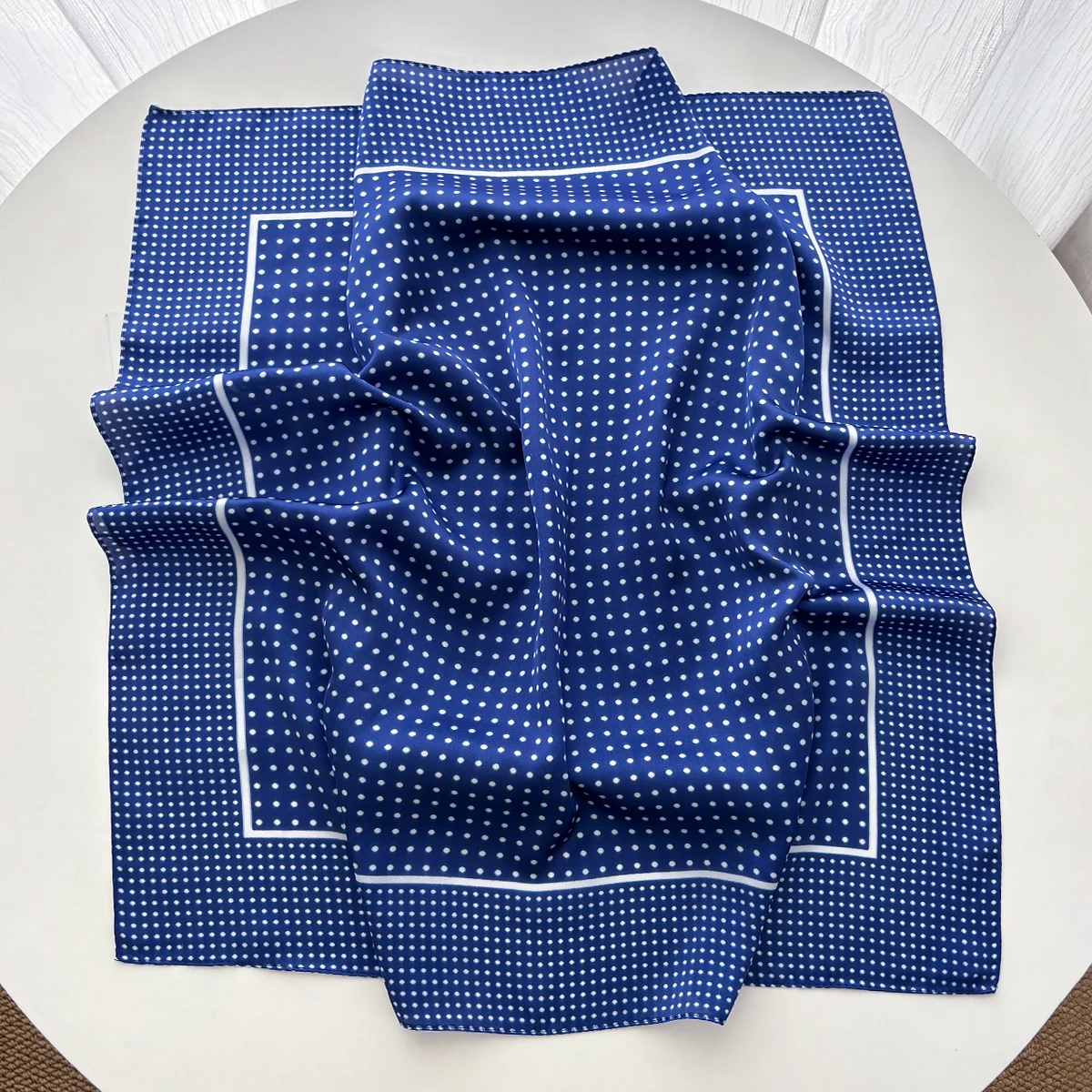 Женский элегантный мягкий атла – обзор и цена Face Scarf Mask