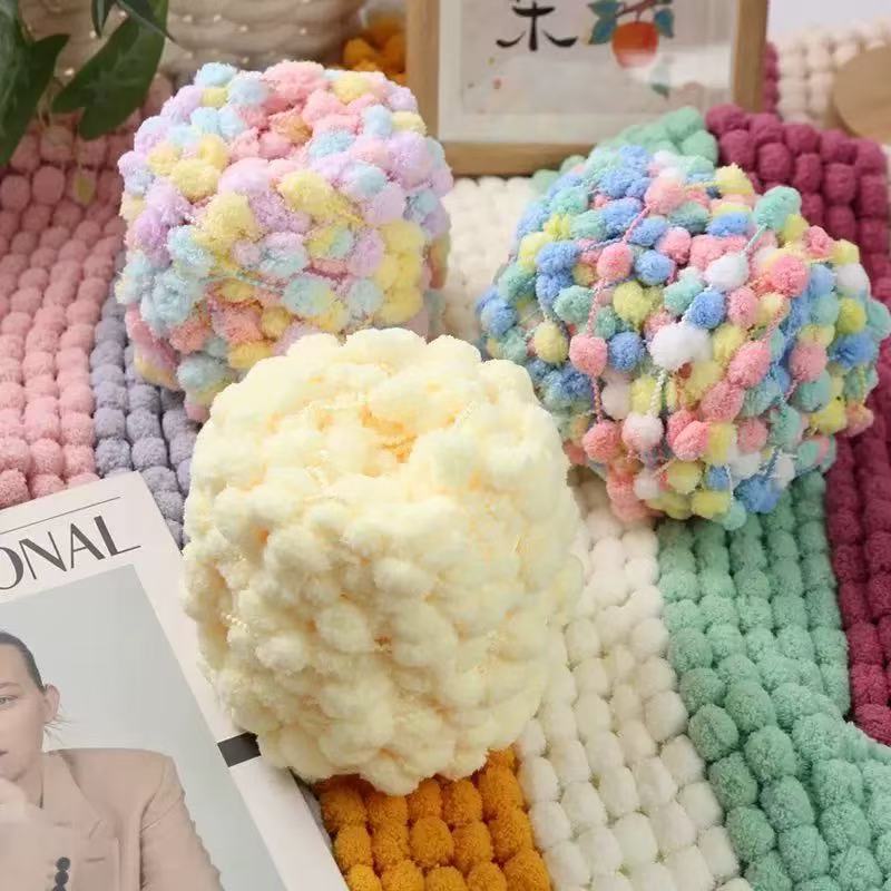100 г пряжи Pom Pom, разноцвет – обзор и цена Woven Scarf Blanket